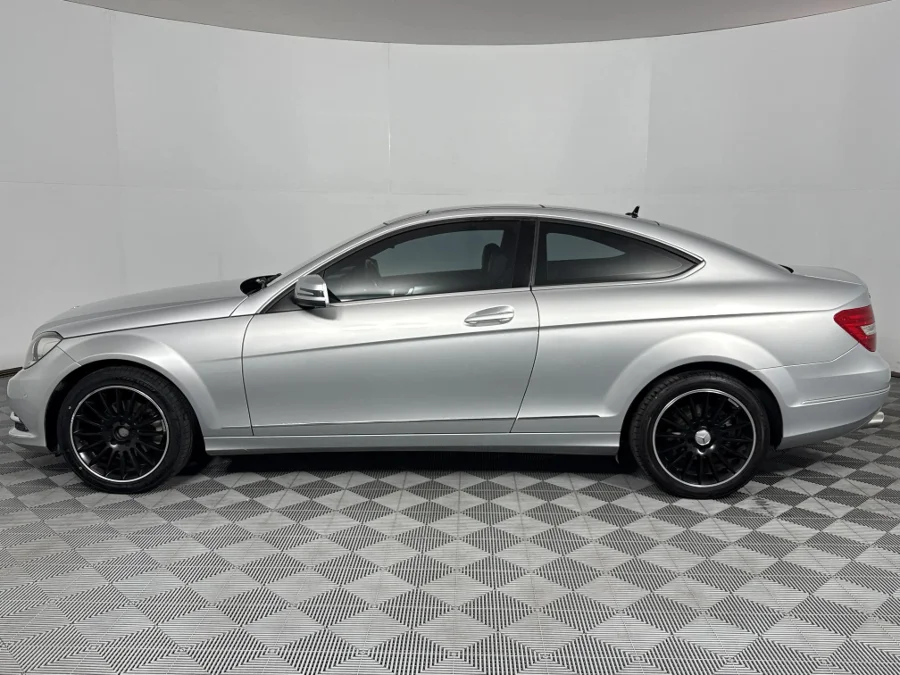 Used 2014 Mercedes-Benz C-Class C180 coupe auto - WeBuyCars Lansdowne Used 2014 Mercedes-Benz C-Class C180 coupe auto - WeBuyCars Lansdowne
