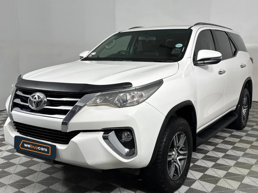 Used 2019 Toyota Fortuner 2.4GD-6 4x4 auto - WeBuyCars Midstream Used 2019 Toyota Fortuner 2.4GD-6 4x4 auto - WeBuyCars Midstream
