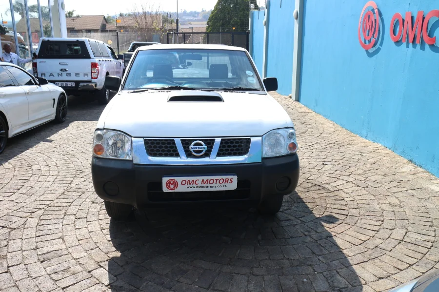 Used 2017 Nissan NP300 Hardbody 2.5TDi (aircon) - OMC Motors