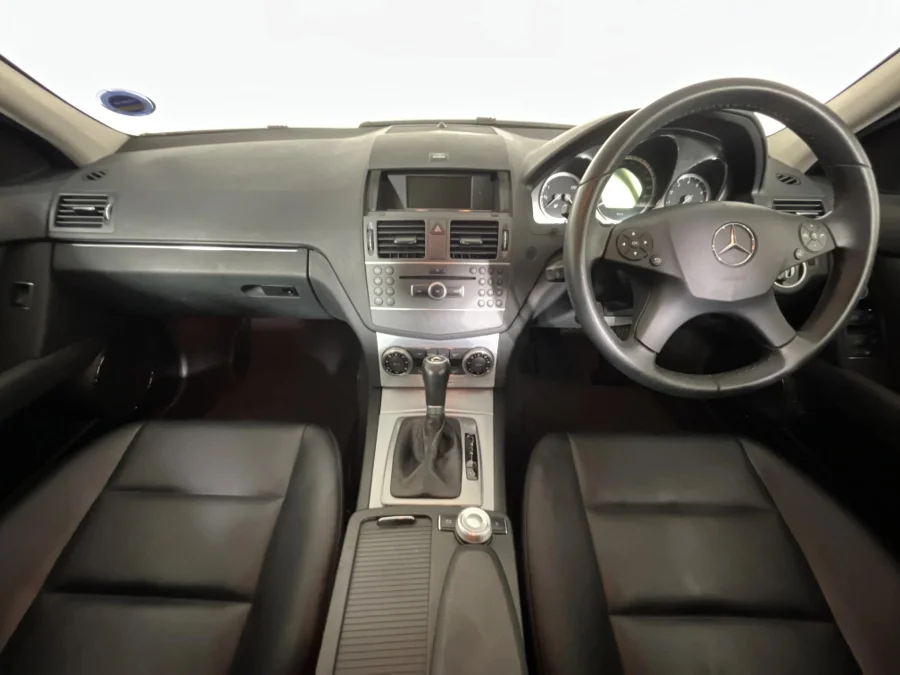 Used 2011 Mercedes-Benz C-Class C180CGI Avantgarde Touchshift - WeBuyCars The Dome