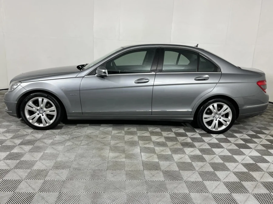 Used 2011 Mercedes-Benz C-Class C180CGI Avantgarde Touchshift - WeBuyCars The Dome