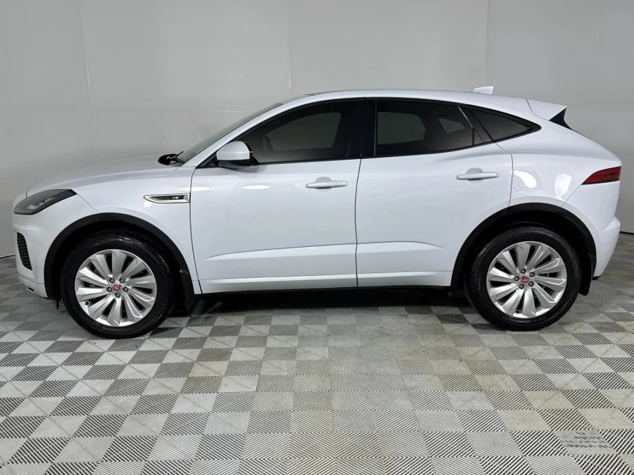 Used 2018 Jaguar E-Pace D240 AWD R-Dynamic SE - WeBuyCars Silverlakes Used 2018 Jaguar E-Pace D240 AWD R-Dynamic SE - WeBuyCars Silverlakes