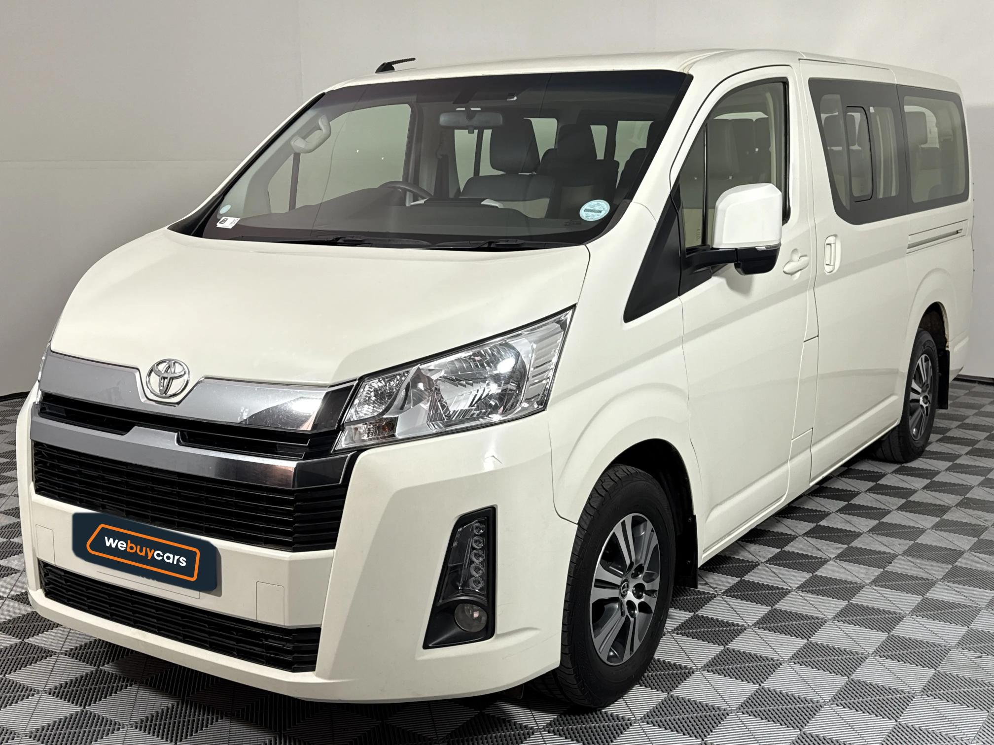 Used 2023 Toyota Quantum 2.8 LWB bus 11-seater GL