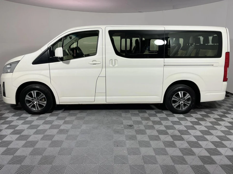 Used 2023 Toyota Quantum 2.8 LWB bus 11-seater GL - WeBuyCars Germiston