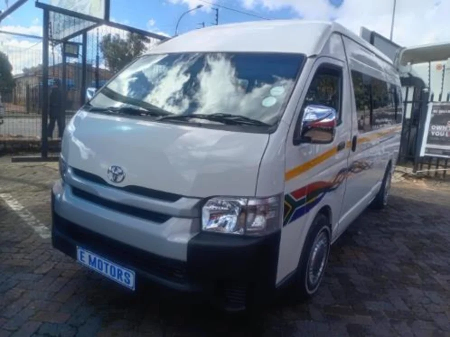 Used 2022 Toyota Quantum 2.5D-4D Ses-fikile - E Motors Used 2022 Toyota Quantum 2.5D-4D Ses-fikile - E Motors