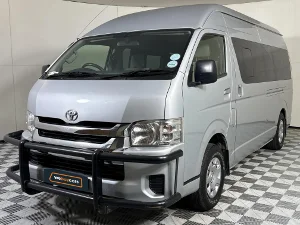 Used 2020 Toyota Quantum 2.5D-4D GL 14-seater bus Used 2020 Toyota Quantum 2.5D-4D GL 14-seater bus