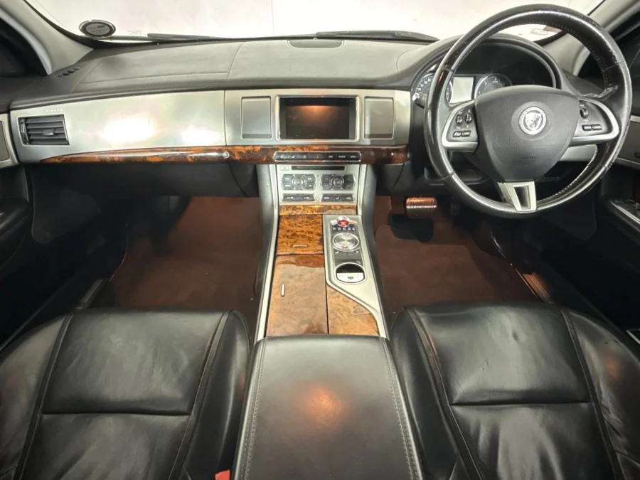 Used 2014 Jaguar XF 2.2D Premium Luxury - WeBuyCars Silverlakes Used 2014 Jaguar XF 2.2D Premium Luxury - WeBuyCars Silverlakes