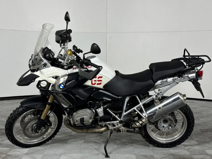 Preloaded Image 11