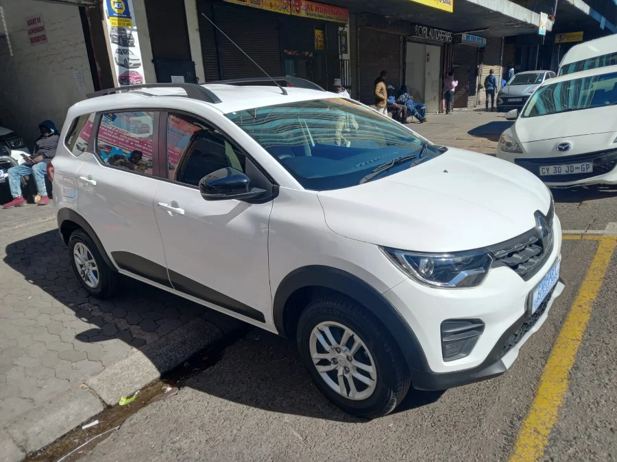 Used 2022 Renault Triber 1.0 Dynamique - Carmart Auto Dealer Used 2022 Renault Triber 1.0 Dynamique - Carmart Auto Dealer