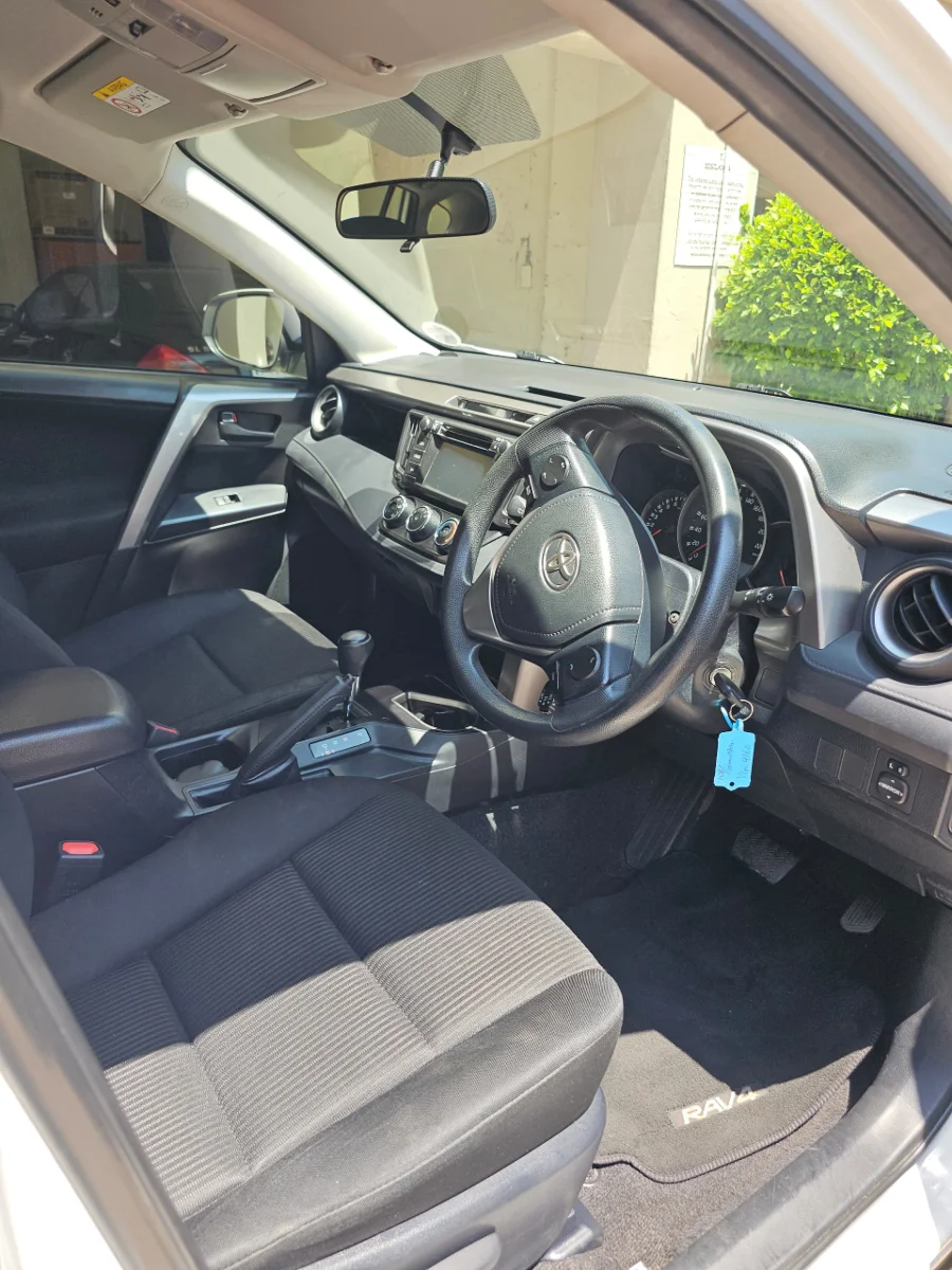 Used 2017 Toyota RAV4 2.0 GX auto - Khensani Imports And Exports Used 2017 Toyota RAV4 2.0 GX auto - Khensani Imports And Exports