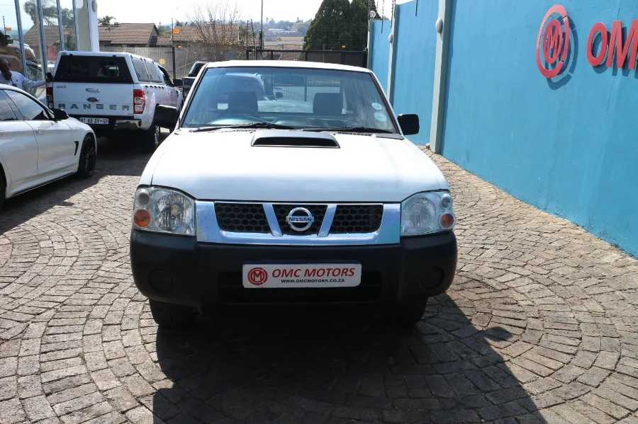 Used 2017 Nissan NP300 Hardbody 2.5TDi (aircon) - OMC Motors Used 2017 Nissan NP300 Hardbody 2.5TDi (aircon) - OMC Motors