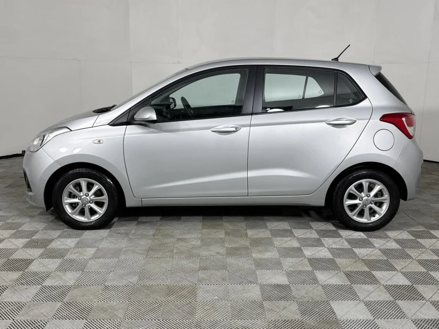 Used 2016 Hyundai Grand i10 1.25 Motion - WeBuyCars George Used 2016 Hyundai Grand i10 1.25 Motion - WeBuyCars George