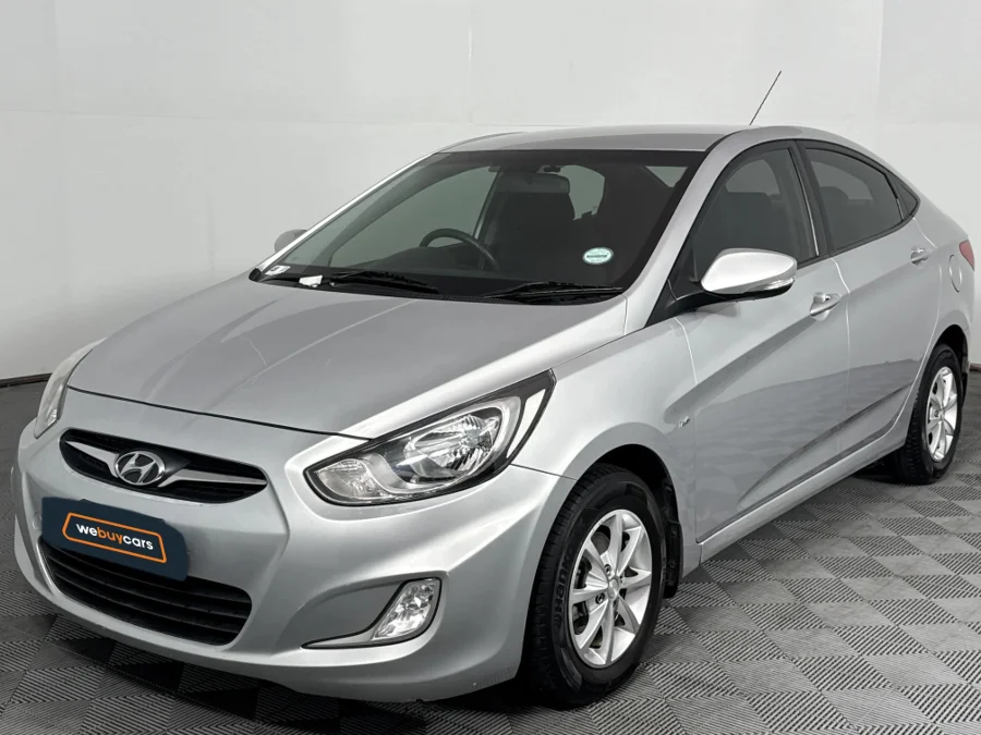 Used 2012 Hyundai Accent sedan 1.6 Fluid auto - WeBuyCars Richmond Used 2012 Hyundai Accent sedan 1.6 Fluid auto - WeBuyCars Richmond
