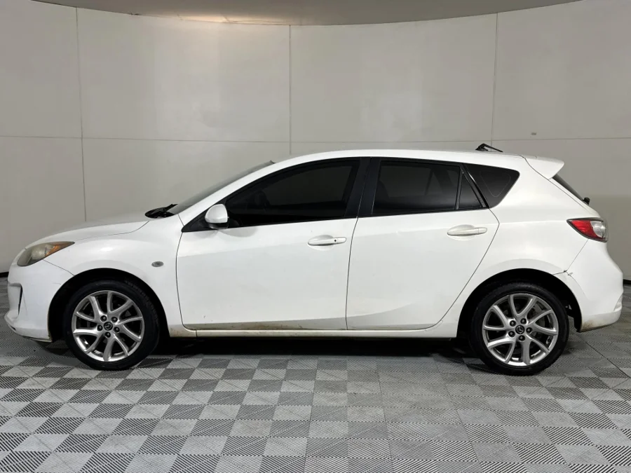 Used 2014 Mazda Mazda3 Sport 1.6 Dynamic - WeBuyCars Midstream Used 2014 Mazda Mazda3 Sport 1.6 Dynamic - WeBuyCars Midstream