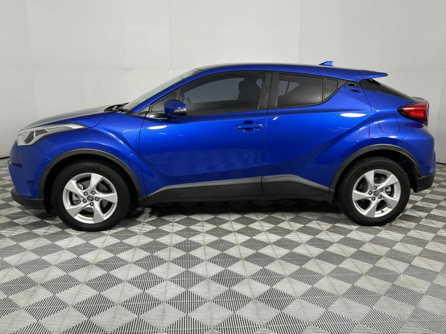 Used 2018 Toyota C-HR 1.2T Plus auto - WeBuyCars Lansdowne Used 2018 Toyota C-HR 1.2T Plus auto - WeBuyCars Lansdowne