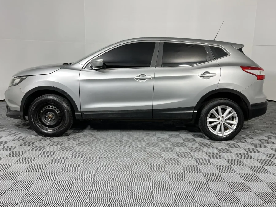 Used 2014 Nissan Qashqai 1.2T Visia - WeBuyCars Montana