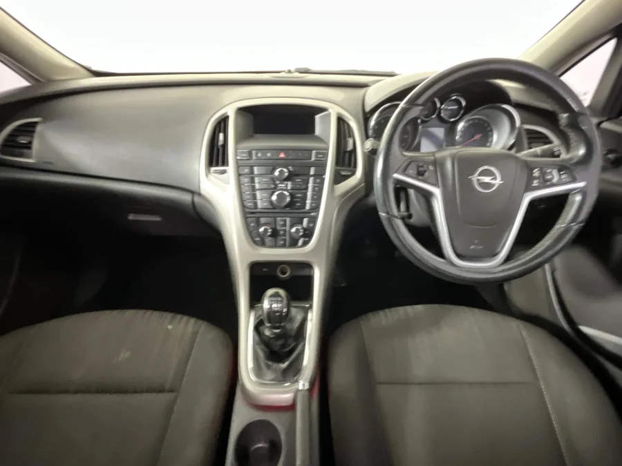 Used 2012 Opel Astra hatch 1.4 Turbo Enjoy Plus - WeBuyCars The Dome Used 2012 Opel Astra hatch 1.4 Turbo Enjoy Plus - WeBuyCars The Dome