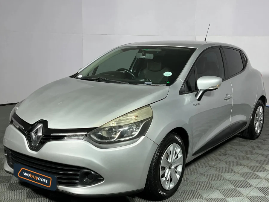 Used 2017 Renault Clio 66kW turbo Blaze - WeBuyCars Rustenburg Used 2017 Renault Clio 66kW turbo Blaze - WeBuyCars Rustenburg