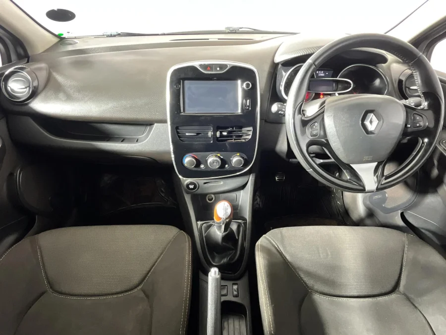 Used 2017 Renault Clio 66kW turbo Blaze - WeBuyCars Rustenburg Used 2017 Renault Clio 66kW turbo Blaze - WeBuyCars Rustenburg