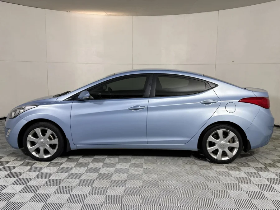 Used 2012 Hyundai Elantra 1.8 Executive - WeBuyCars Midstream Used 2012 Hyundai Elantra 1.8 Executive - WeBuyCars Midstream