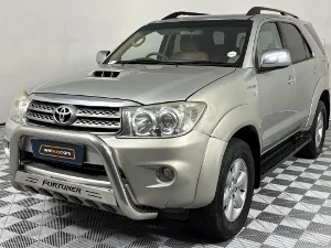 Used 2009 Toyota Fortuner 3.0D-4D auto Used 2009 Toyota Fortuner 3.0D-4D auto