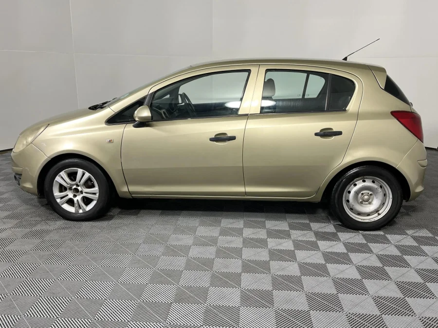 Used 2010 Opel Corsa 1.4 Essentia - WeBuyCars Montana Used 2010 Opel Corsa 1.4 Essentia - WeBuyCars Montana