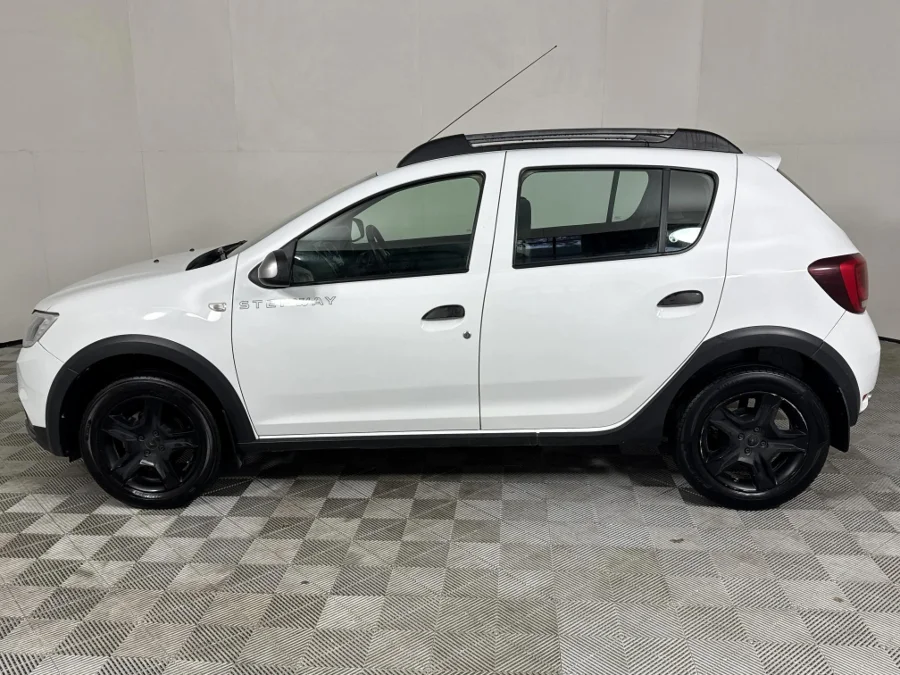Used 2019 Renault Sandero 66kW turbo Stepway Expression - WeBuyCars George Used 2019 Renault Sandero 66kW turbo Stepway Expression - WeBuyCars George