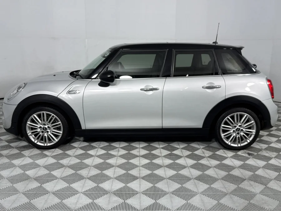 Used 2015 MINI Hatch Cooper S Hatch 5-door Seven 7 auto - WeBuyCars Lansdowne