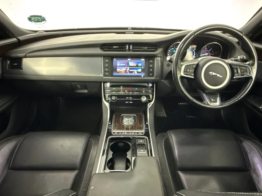 Used 2017 Jaguar XF 25d R-Sport - WeBuyCars George Used 2017 Jaguar XF 25d R-Sport - WeBuyCars George