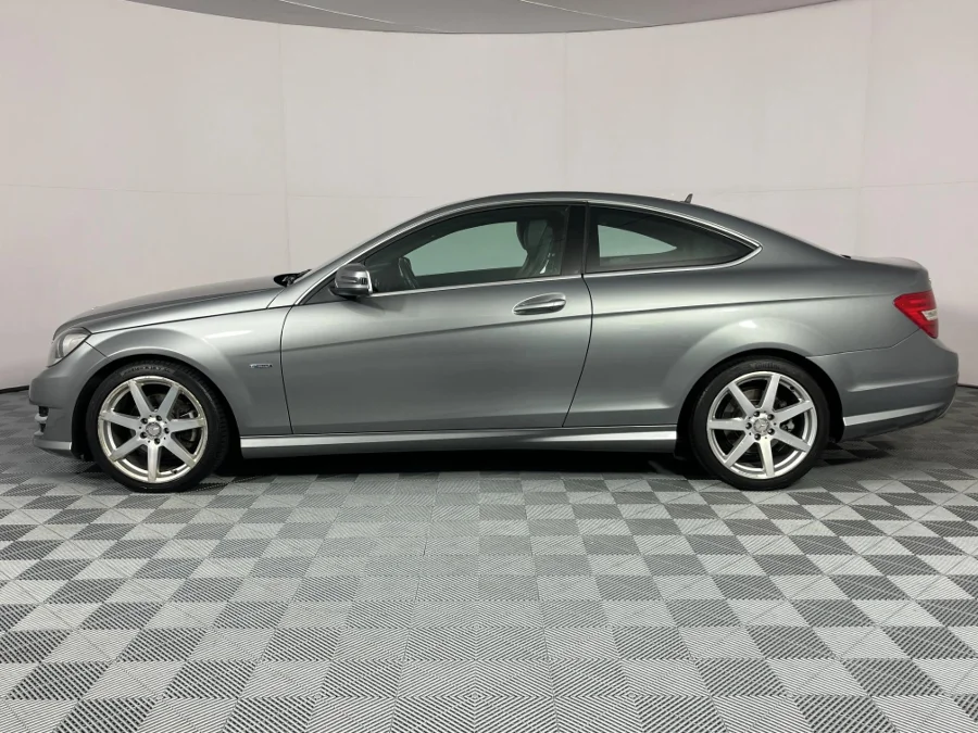Used 2012 Mercedes-Benz C-Class C250 coupe - WeBuyCars The Dome