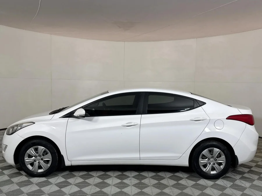 Used 2013 Hyundai Elantra 1.6 Premium - WeBuyCars JHB South Used 2013 Hyundai Elantra 1.6 Premium - WeBuyCars JHB South