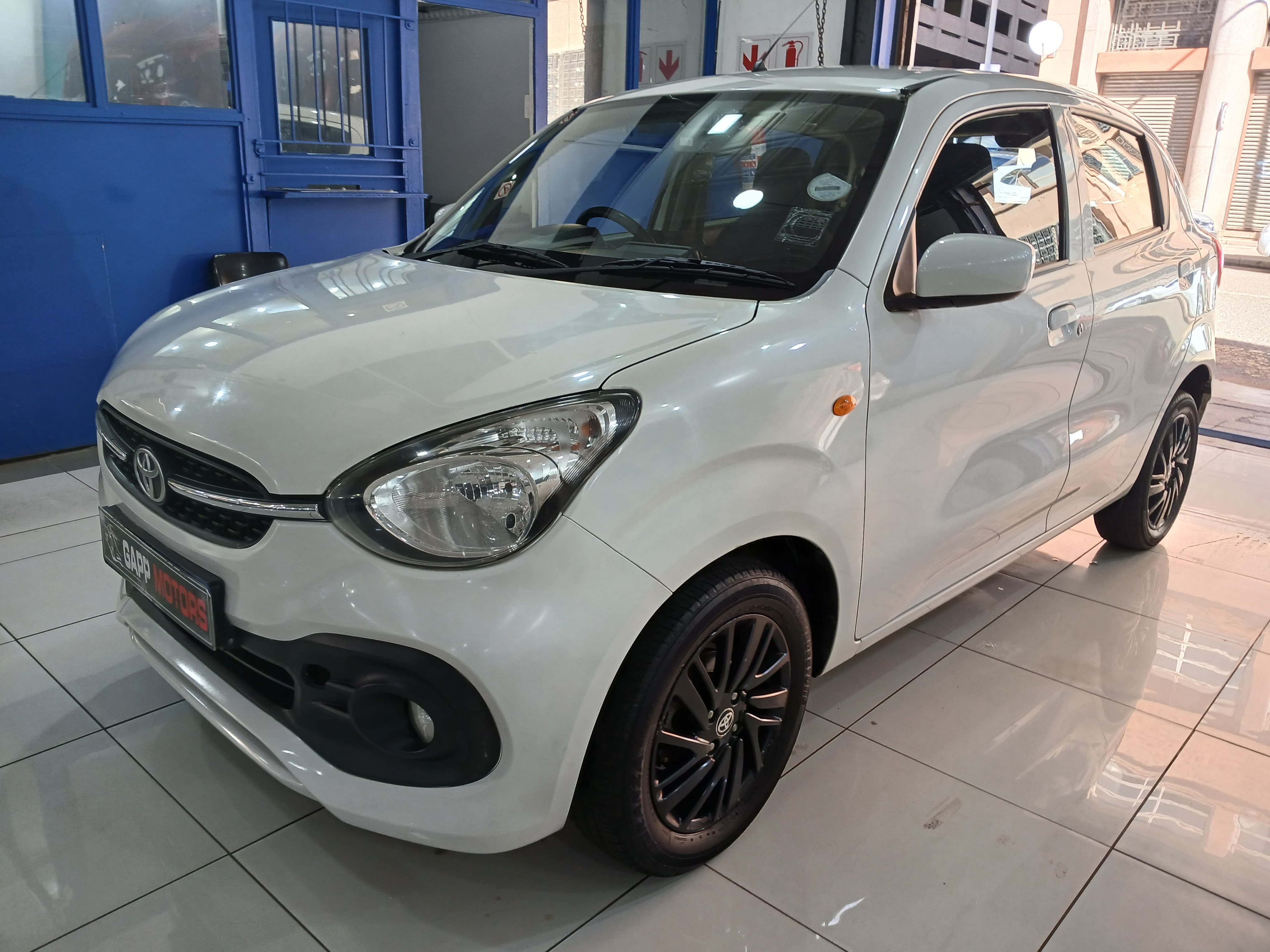 Used 2024 Toyota Vitz 1.0 XR manual