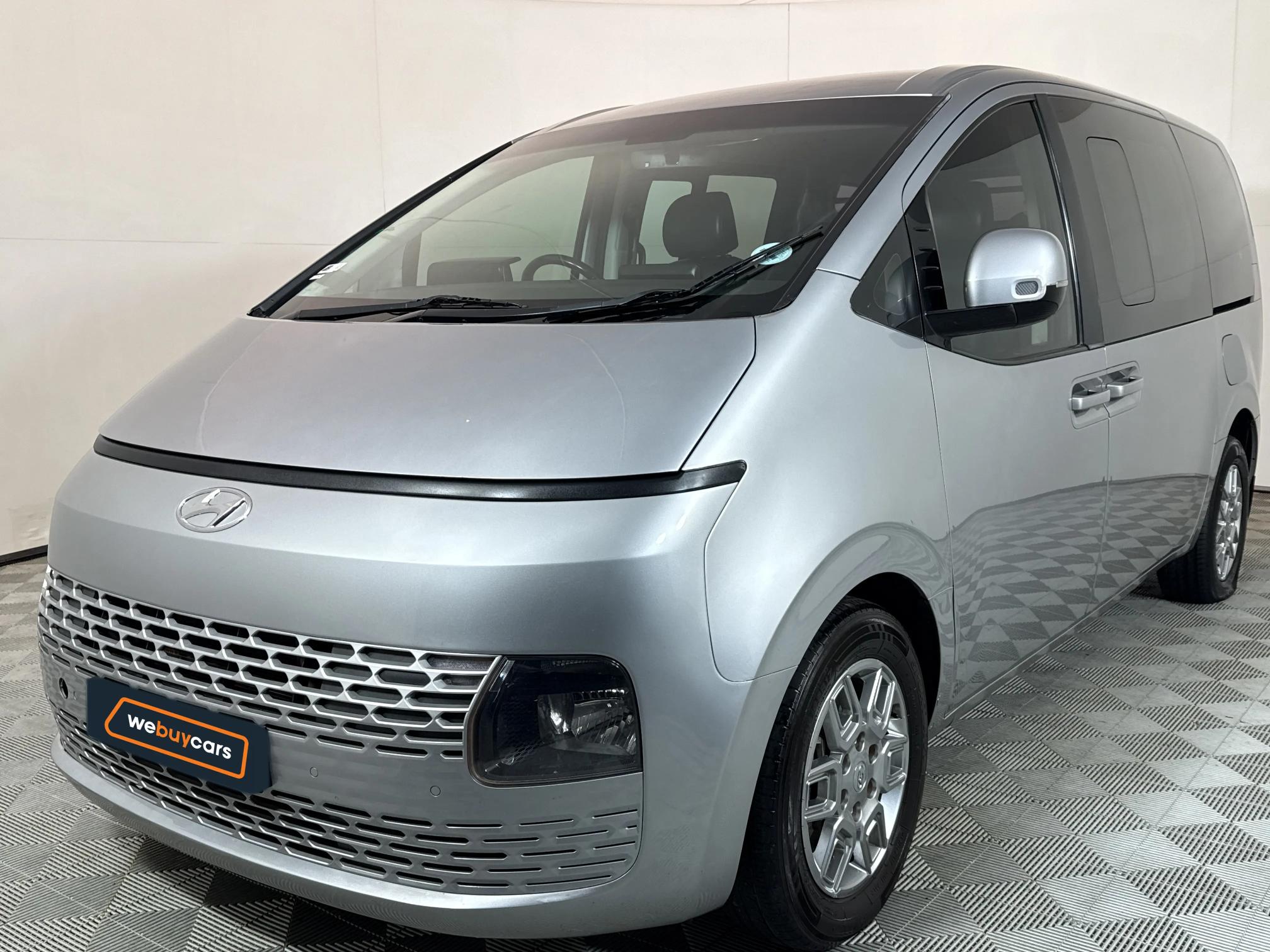Used 2022 Hyundai Staria 2.2D Multicab