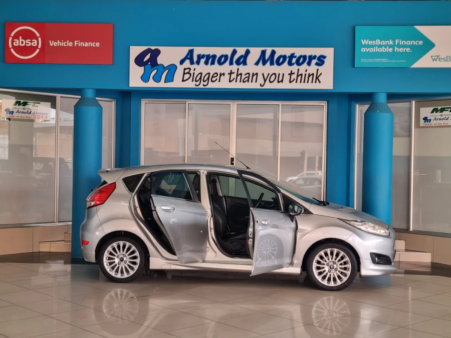 Used 2016 Ford Fiesta 5-door 1.0T Titanium - Arnold Motors CC Used 2016 Ford Fiesta 5-door 1.0T Titanium - Arnold Motors CC