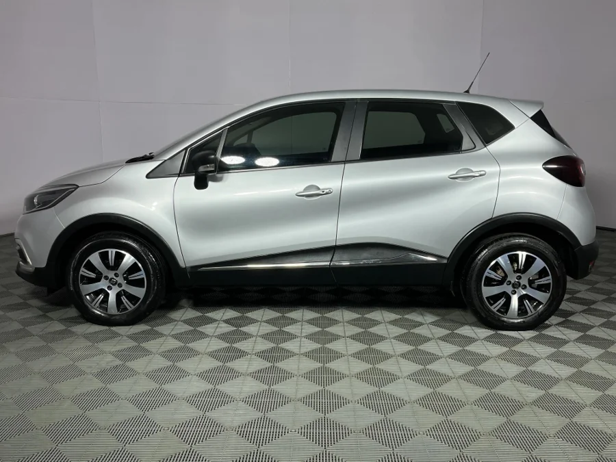 Used 2018 Renault Captur 66kW turbo Blaze - WeBuyCars Rustenburg Used 2018 Renault Captur 66kW turbo Blaze - WeBuyCars Rustenburg