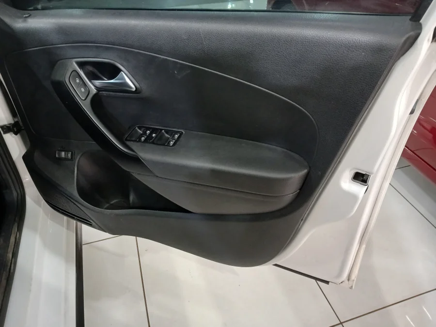 Used 2021 Volkswagen Polo sedan 1.4 Comfortline - GAPP Motors