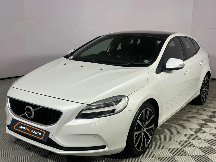 Used 2018 Volvo V40 T3 Kinetic auto - WeBuyCars Montana Used 2018 Volvo V40 T3 Kinetic auto - WeBuyCars Montana
