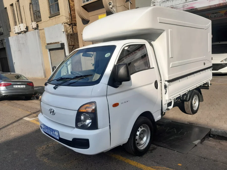 Used 2015 Hyundai H-100 Bakkie 2.6D deck - Carmart Auto Dealer Used 2015 Hyundai H-100 Bakkie 2.6D deck - Carmart Auto Dealer