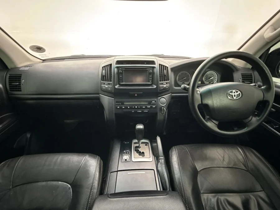 Used 2018 Toyota Land Cruiser 200 4.5D-4D V8 GX-R - WeBuyCars Germiston Used 2018 Toyota Land Cruiser 200 4.5D-4D V8 GX-R - WeBuyCars Germiston