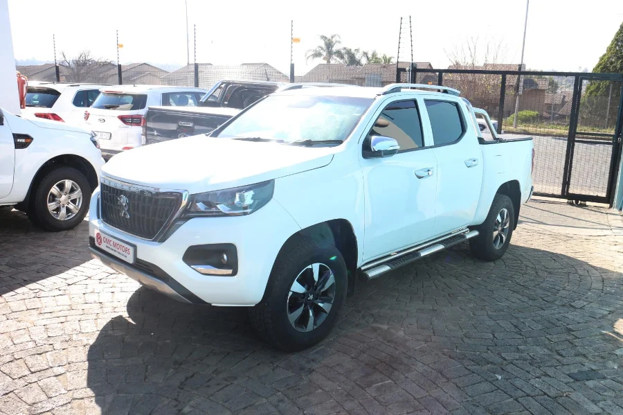 Used 2024 Peugeot Landtrek 1.9TD double cab Allure - OMC Motors Used 2024 Peugeot Landtrek 1.9TD double cab Allure - OMC Motors
