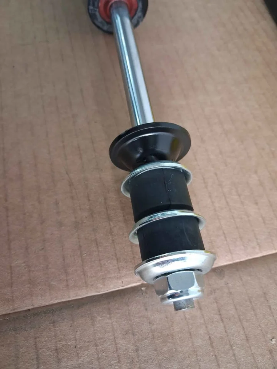 Mitsubishi Colt 4x2 front shock absorber - Smiths Motor Spares Mitsubishi Colt 4x2 front shock absorber - Smiths Motor Spares