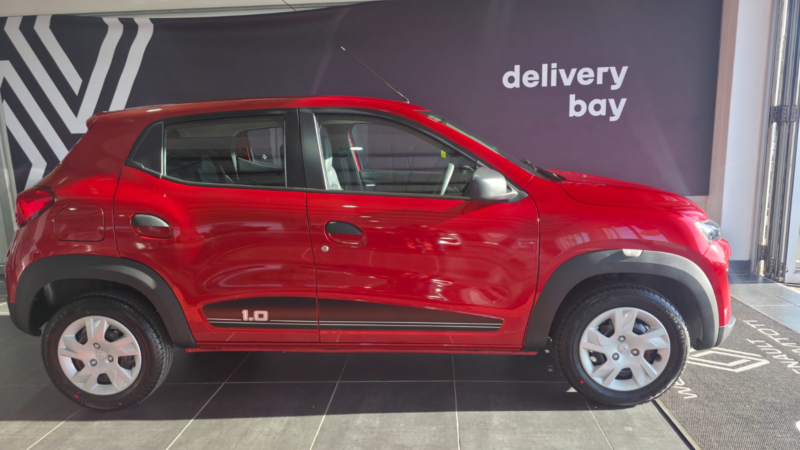New 2026 Renault Kwid 1.0 Life