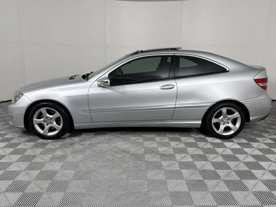 Used 2009 Mercedes-Benz CLC CLC200 Kompressor Touchshift - WeBuyCars The Dome