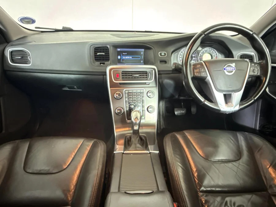 Used 2013 Volvo S60 T5 Essential auto - WeBuyCars Midstream Used 2013 Volvo S60 T5 Essential auto - WeBuyCars Midstream
