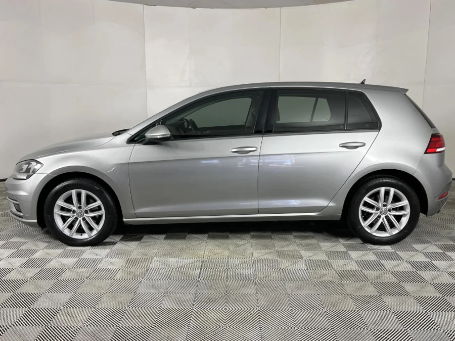Used 2017 Volkswagen Golf 1.4TSI Comfortline - WeBuyCars The Dome Used 2017 Volkswagen Golf 1.4TSI Comfortline - WeBuyCars The Dome