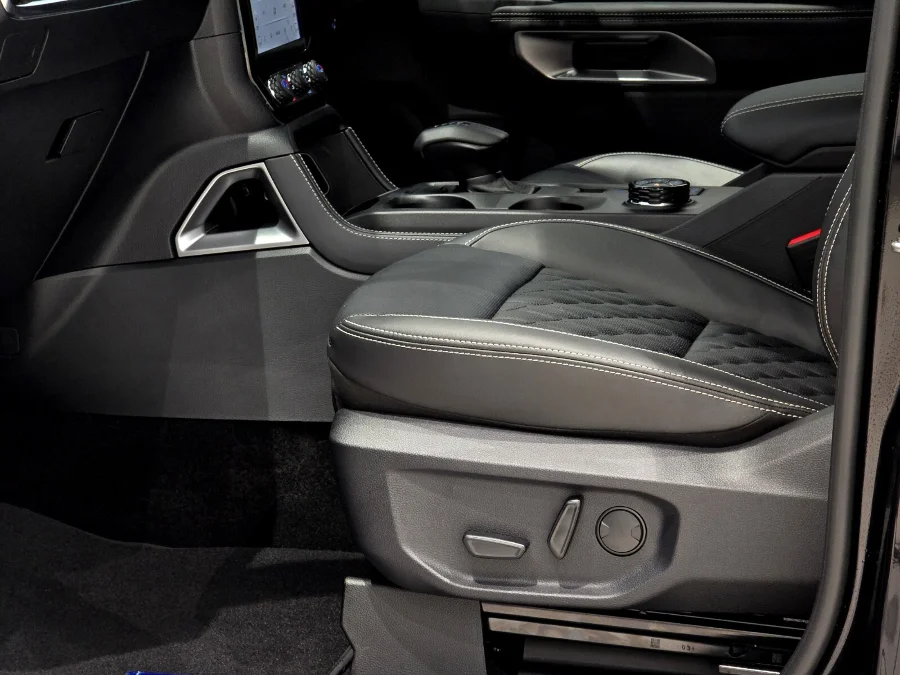 Preloaded Image 19