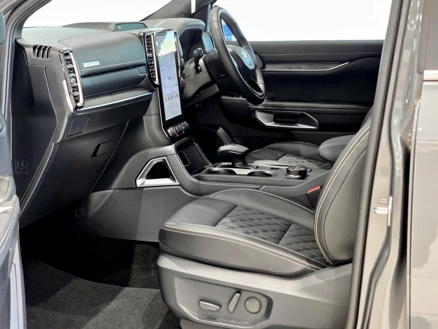 New 2026 Ford Ranger 3.0TD V6 double cab Platinum 4WD - Action Ford Roodepoort New 2026 Ford Ranger 3.0TD V6 double cab Platinum 4WD - Action Ford Roodepoort