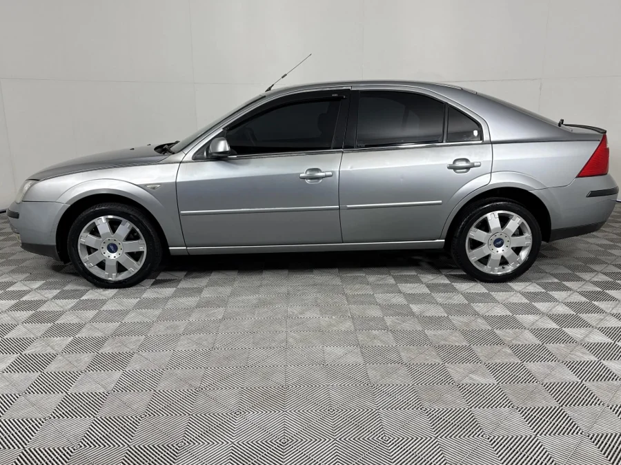 Used 2005 Ford Mondeo 2.0 Ghia - WeBuyCars Vereeniging Used 2005 Ford Mondeo 2.0 Ghia - WeBuyCars Vereeniging