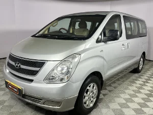 Used 2010 Hyundai H-1 2.4 bus Executive