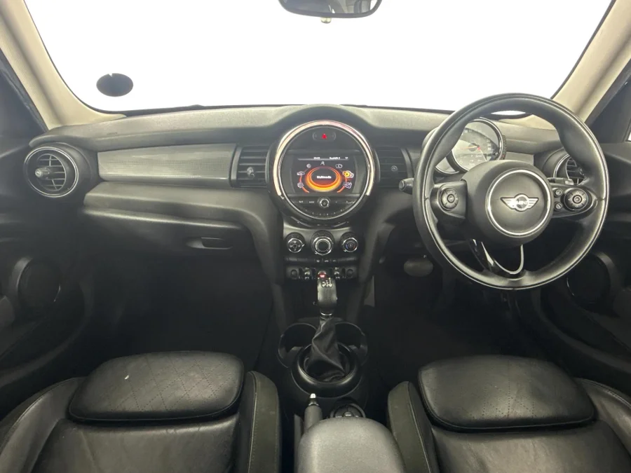 Used 2015 MINI Hatch Cooper Hatch 5-door Seven 7 auto - WeBuyCars Lansdowne Used 2015 MINI Hatch Cooper Hatch 5-door Seven 7 auto - WeBuyCars Lansdowne